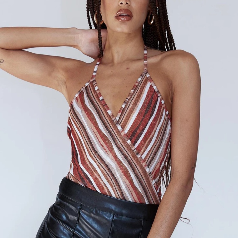 Backless Retro 70s Print V-Neck Princess Polly Quinn Halter Bodysuit